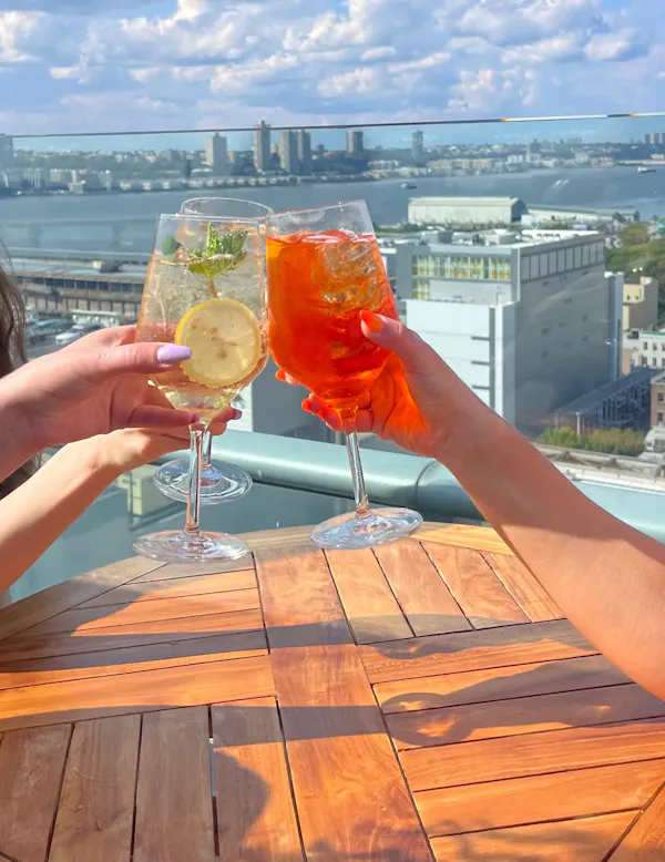 tableware, alcoholic drink, cocktail, classic cocktail, liquor, drinkware