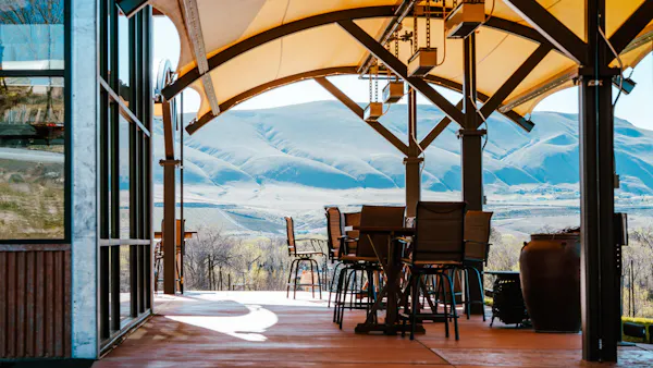 shade, sunlight, pavilion, outdoor structure, gazebo