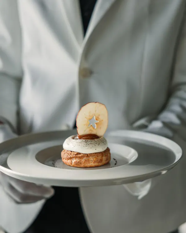 food, tableware, ingredient, serveware, dishware, dessert