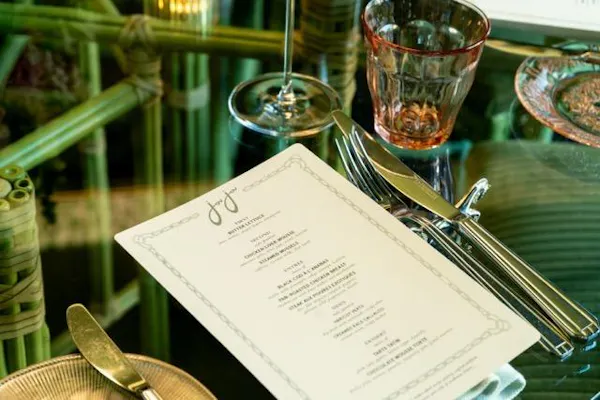 tableware, table, drinkware, stemware, serveware, cutlery