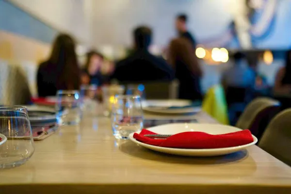 tableware, serveware, dishware, table, furniture, drinkware