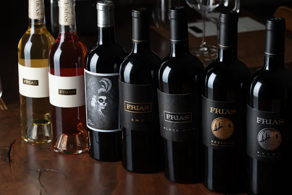 bottle, alcoholic drink, glass bottle, wine, alcohol, wine bottle