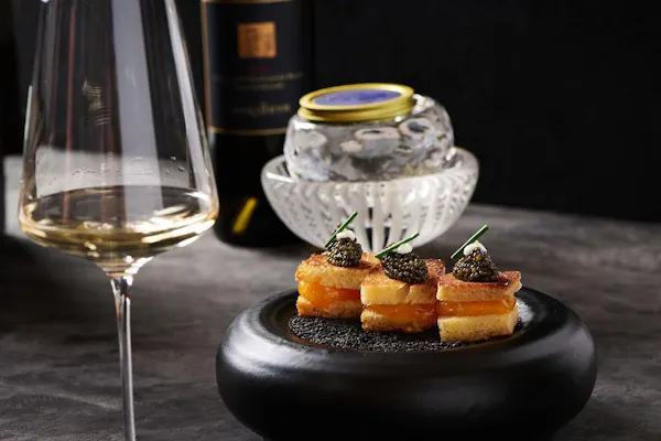 tableware, food, alcoholic drink, ingredient, liquor, stemware