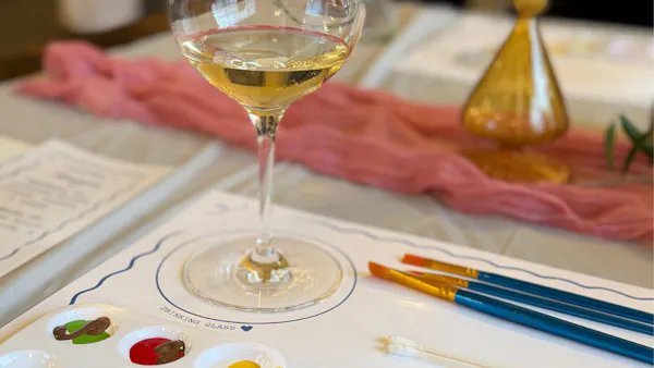 stemware, tableware, wine glass, drinkware, glass, serveware