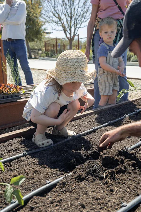 child, soil, people in nature, recreation, agriculture, toddler
