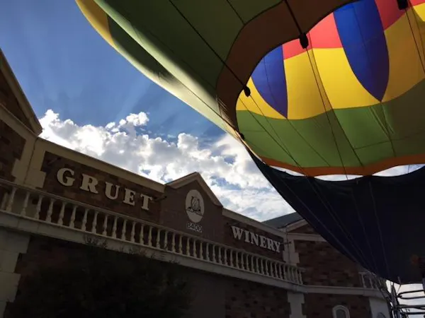 aerostat, sky, cloud, hot air ballooning, daytime, hot air balloon
