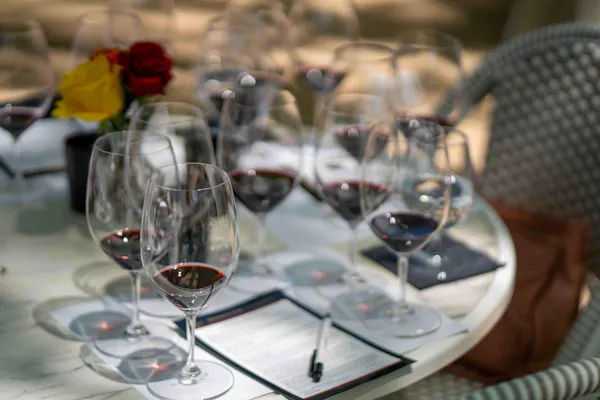 stemware, drinkware, tableware, wine glass, barware, serveware