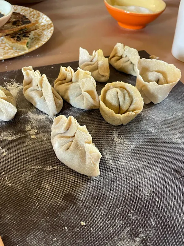 food, dumpling, momo, tableware, ingredient, mandu