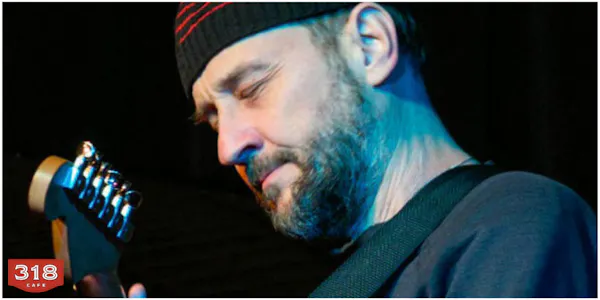 facial hair, beard, chordophone, string instrument, guitarist, guitar