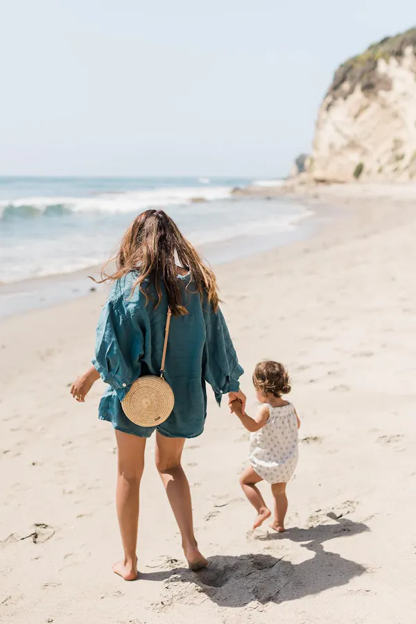 hat, headgear, beach, sun hat, vacation, people on beach