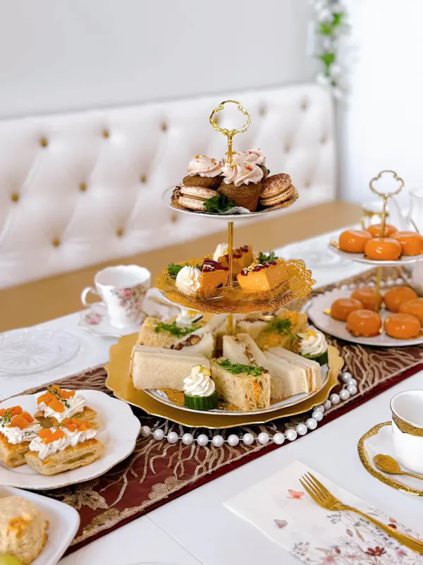 food, tableware, cake, dessert, ingredient, table