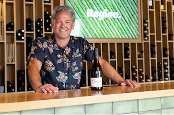 smile, alcoholic drink, liquor, wine, dessert wine, barware