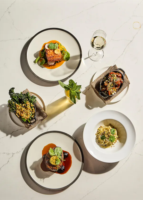 food, tableware, ingredient, dishware, plate, serveware