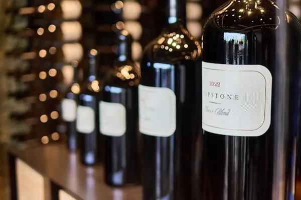 bottle, glass bottle, alcoholic drink, wine bottle, alcohol, wine