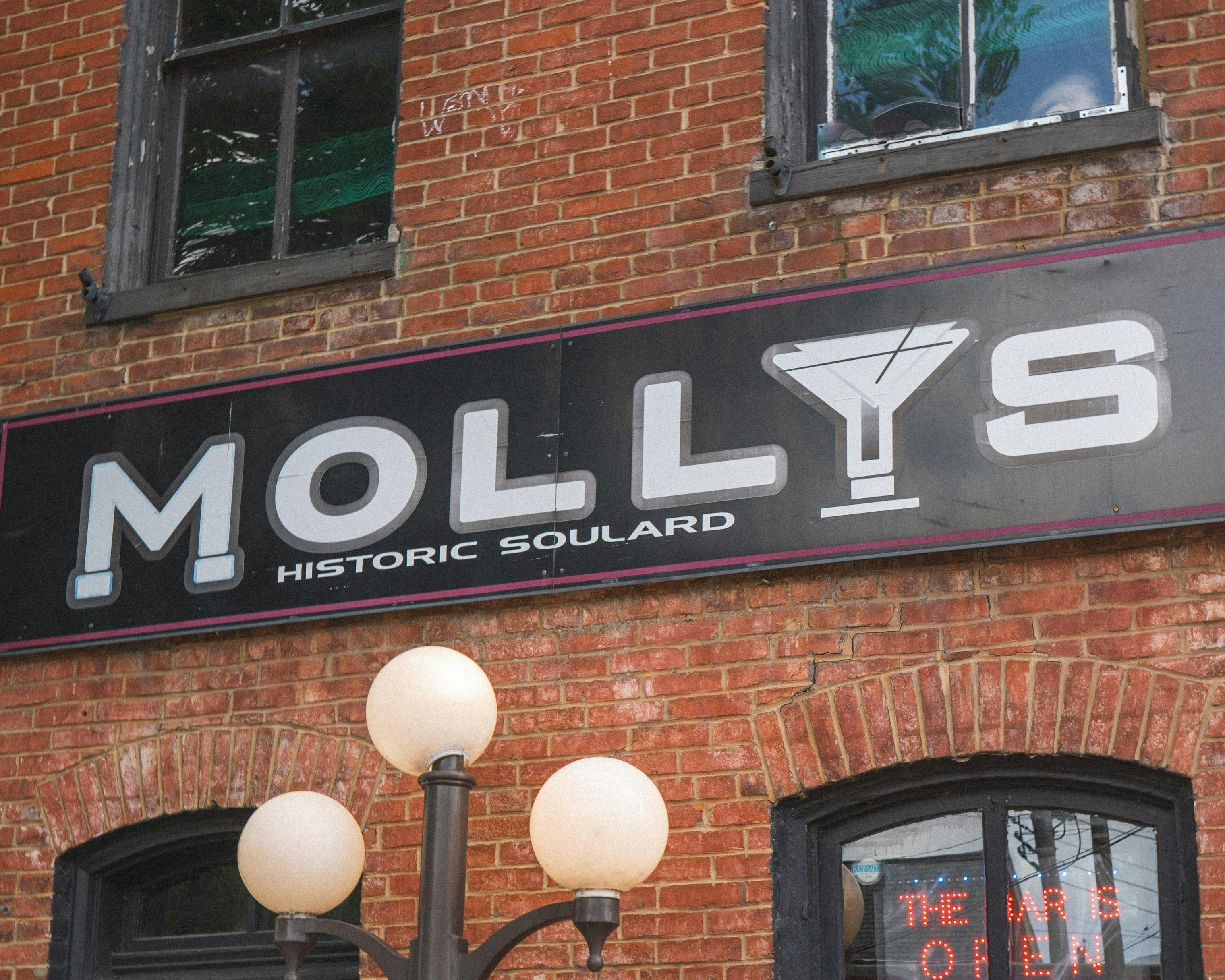 Molly's In Soulard