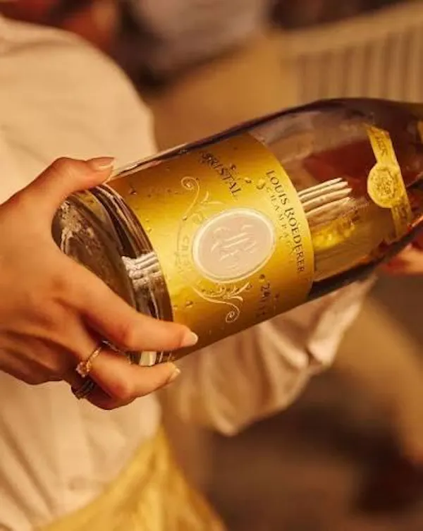 bottle, alcoholic drink, liquid, alcohol, drinkware, liquor