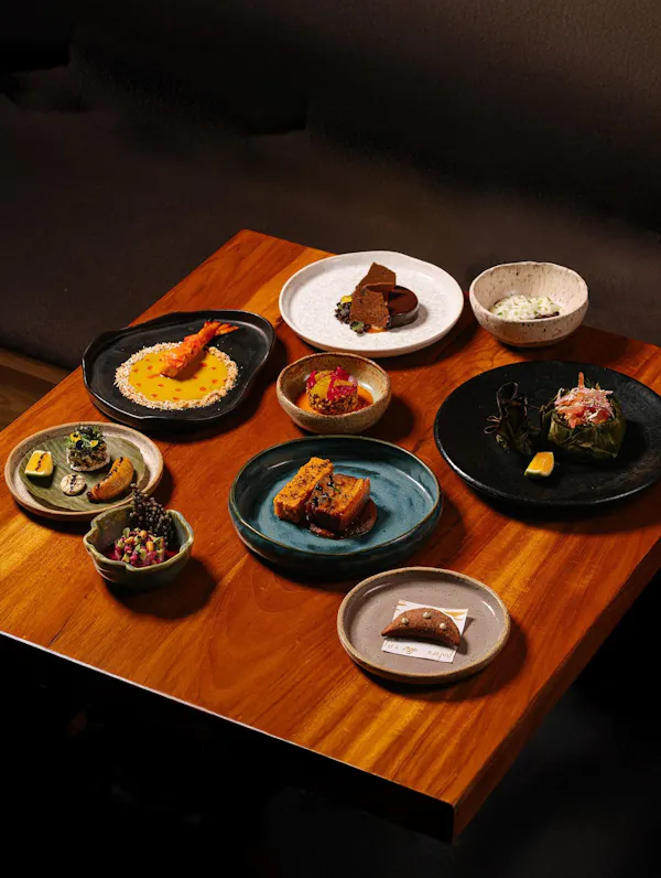 food, tableware, ingredient, serveware, dishware, table