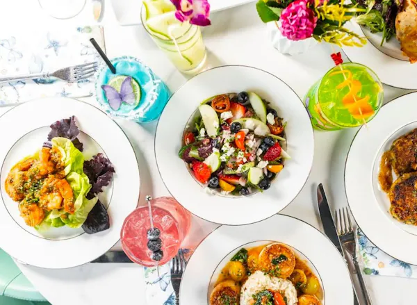food, tableware, ingredient, salad, dishware, fruit