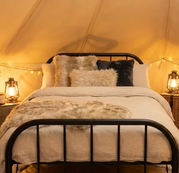 camping, bedroom, tent, bedding, bed sheet, bed