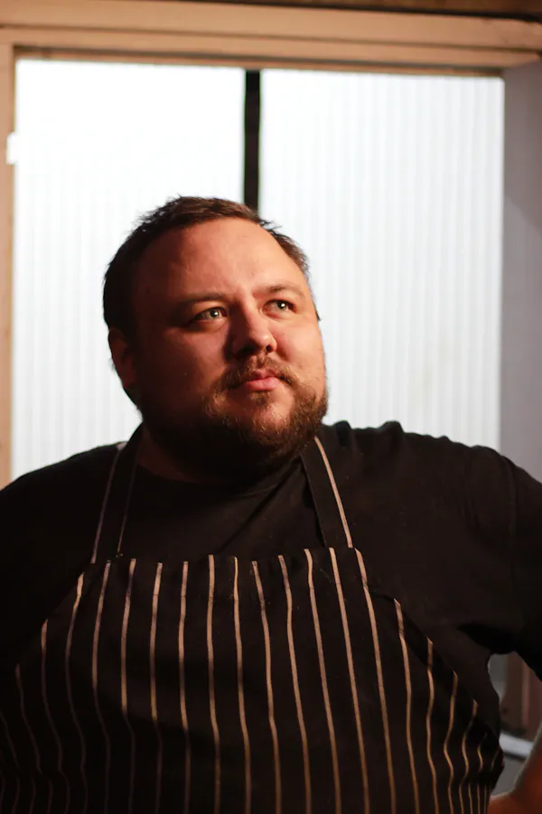 facial hair, beard, moustache, apron, chef, cook