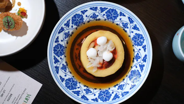 food, tableware, ingredient, dishware, serveware, dessert