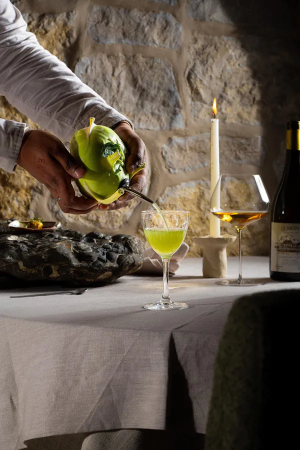 tableware, stemware, alcoholic drink, drinkware, food, barware