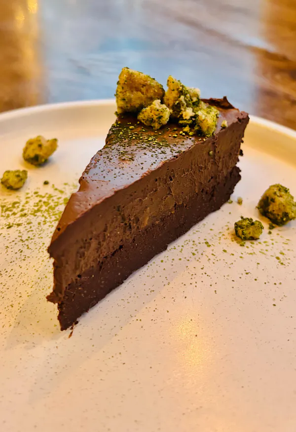 food, cake, ingredient, dessert, chocolate cake, pastry