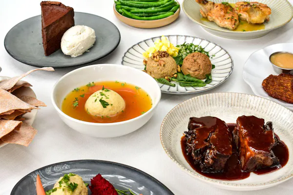 food, tableware, ingredient, dishware, serveware, plate