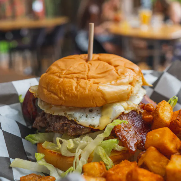 food, fried food, tableware, ingredient, finger food, fast food