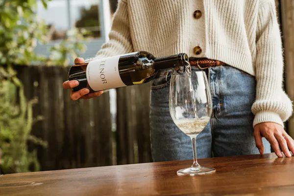 bottle, alcoholic drink, drinkware, alcohol, wine bottle, stemware