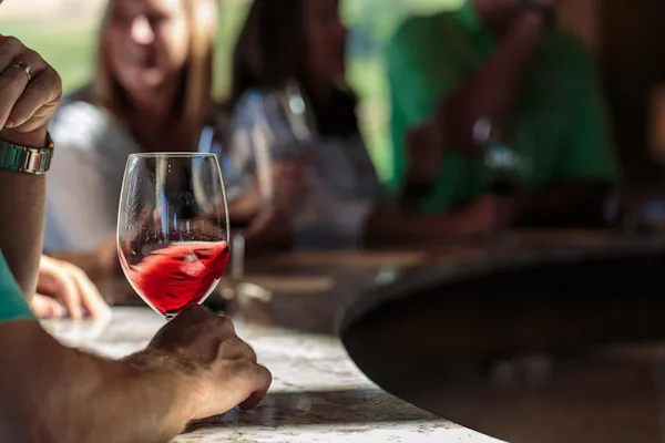 stemware, drinkware, tableware, alcoholic drink, wine glass, dessert wine
