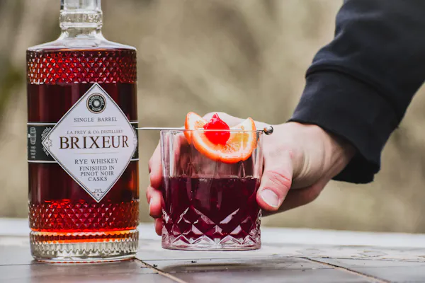 alcoholic drink, liquor, alcohol, bottle, drinkware, barware