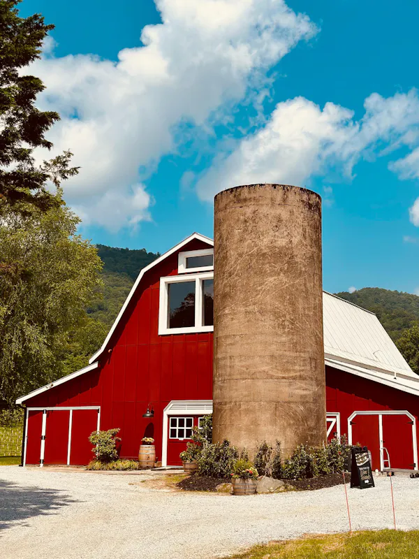 barn, silo, hardwood