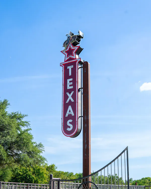 sign, advertising, pole, logo, electronic signage