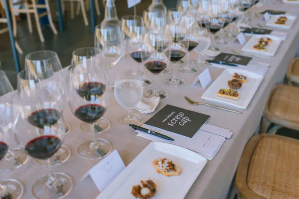 tableware, drinkware, stemware, furniture, table, event