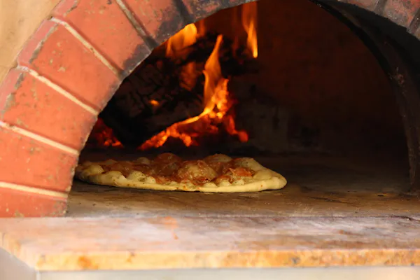 food, pizza, masonry oven, recipe, hearth, fireplace