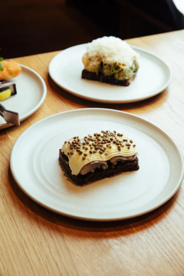 food, tableware, ingredient, cake, dessert, dishware