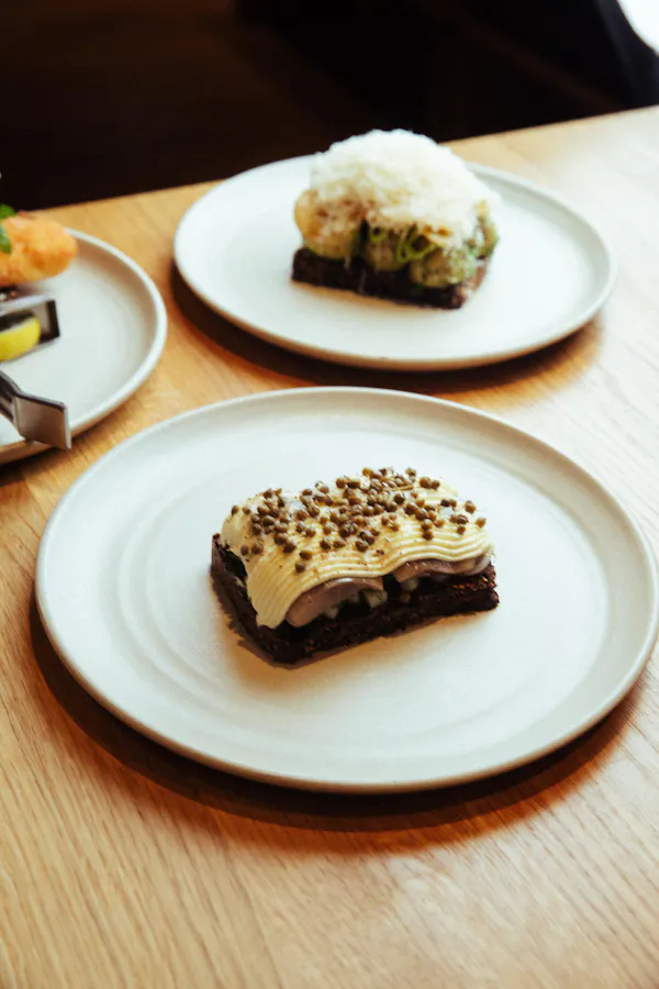 food, tableware, ingredient, cake, dessert, dishware