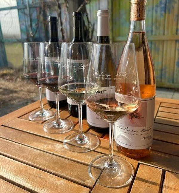 Auburn Road Vineyards Pilesgrove, NJ Tock