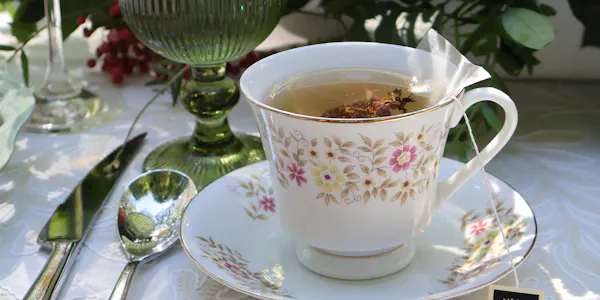 tableware, serveware, drinkware, cup, dishware, saucer