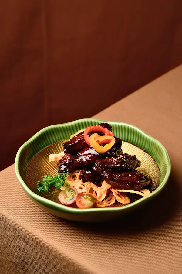 food, ingredient, tableware, meat, produce, vegetable