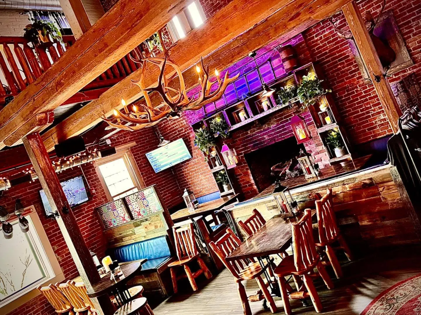 The Tipsy Toboggan - Indoor Dining Reservation - Fall River, MA | Tock