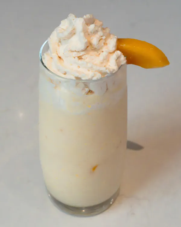 food, ingredient, dairy product, cream, dessert, fruit