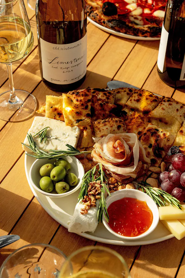 food, tableware, ingredient, alcoholic drink, table, drinkware