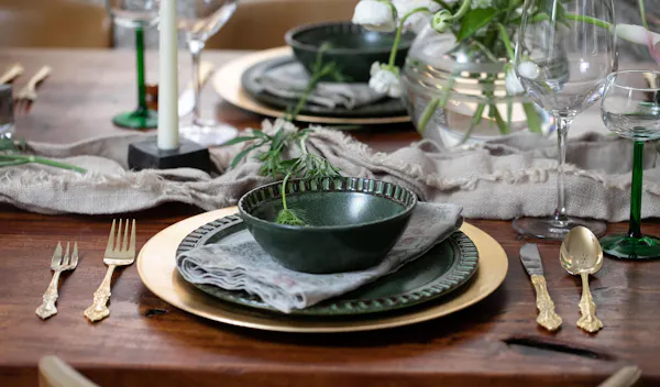 tableware, table, furniture, dishware, green, drinkware