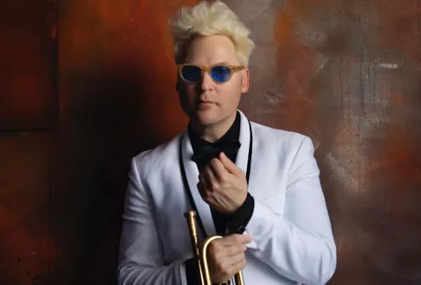 eyewear, musician, musical instrument, entertainment, brass instrument, performing arts