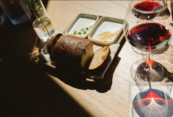 tableware, food, serveware, drinkware, ingredient, stemware