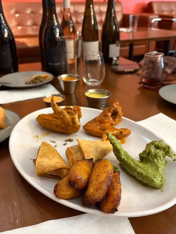 food, tableware, fried food, ingredient, table, dishware