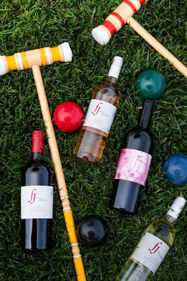 bottle, bottle cap, wine, alcoholic beverage, drinkware, wine bottle