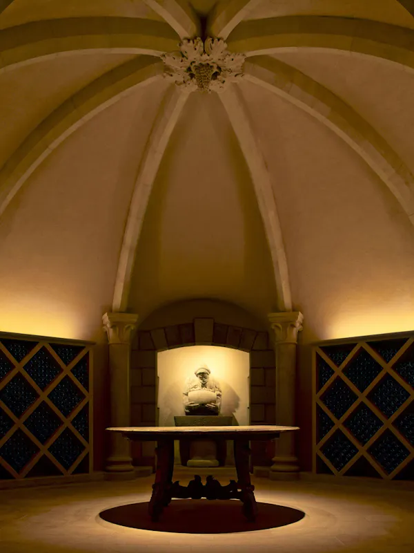 lighting, ceiling, arch, light fixture, symmetry, vault